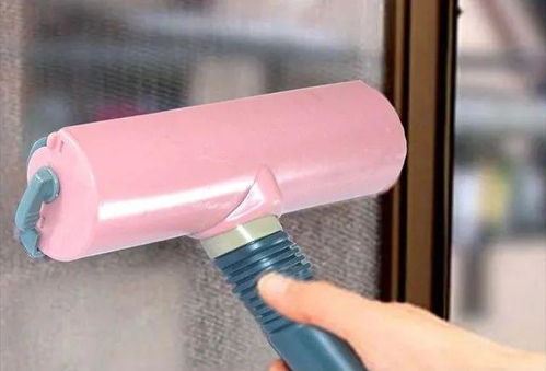 多功能紗窗清潔刷 自動吸灰、免水洗，讓清潔更輕松